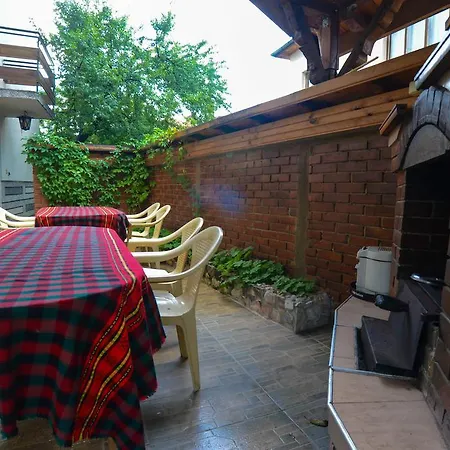 Topuzovi 3* דוברינישטה