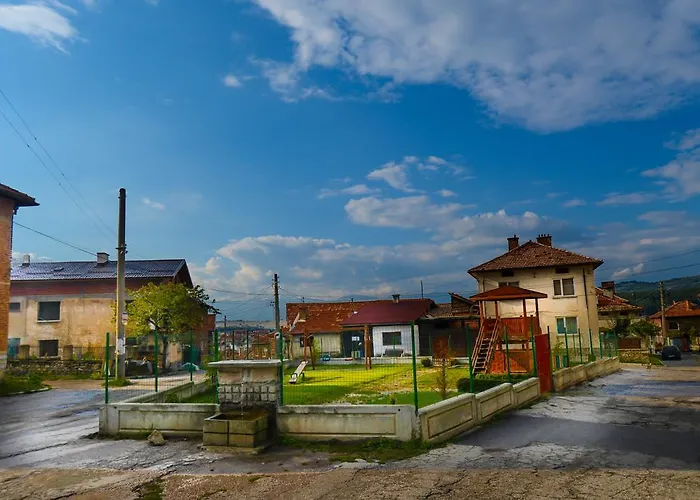 Topuzovi 도브리니쉬트